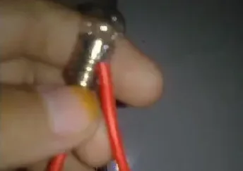 Alat Uji Larutan Elektrolit dan Nonelektrolit 5 Uji Larutan Elektrolit