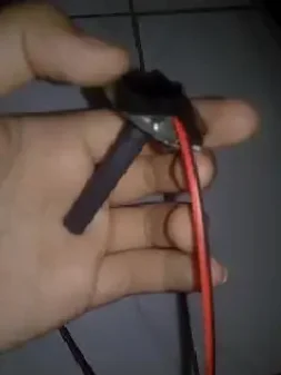 Alat Uji Larutan Elektrolit dan Nonelektrolit 8 Uji Larutan Elektrolit
